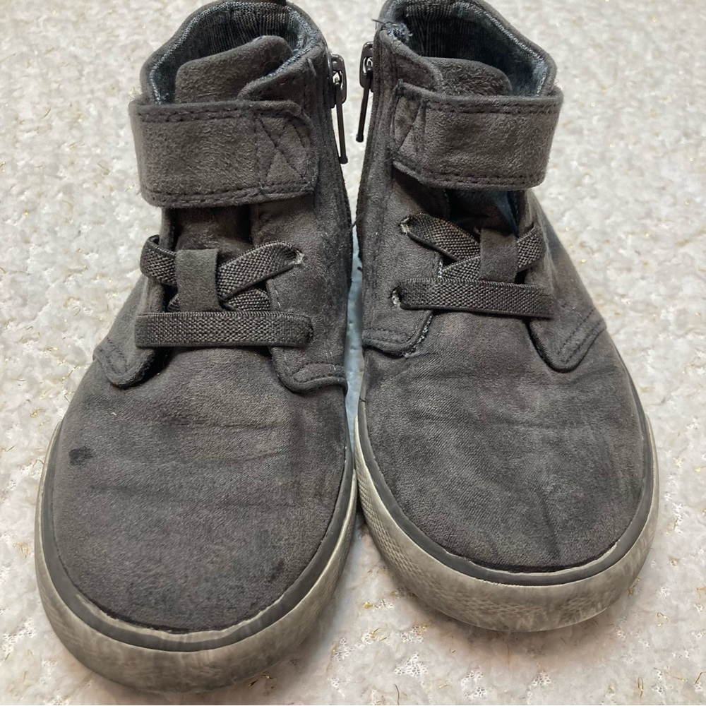 Boys cat& jack shoe size‎ 9 - Picture 3 of 5